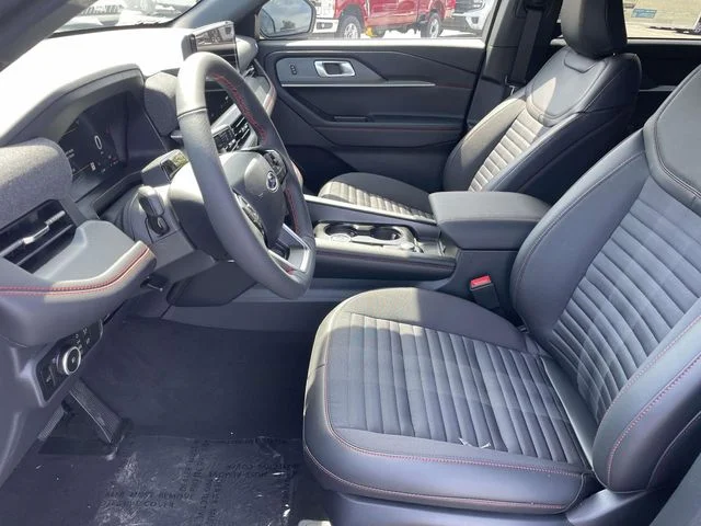 New 2026 Carbonized Gray Metallic Ford ST-Line image 15