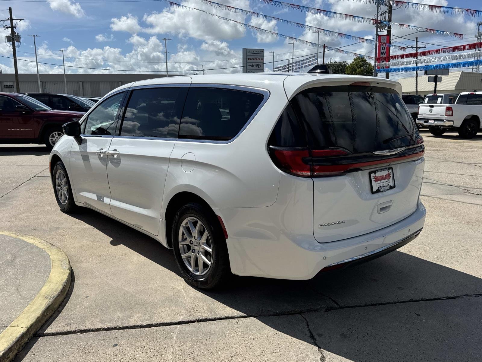 Used 2024 Bright White Clearcoat Chrysler Touring L image 5