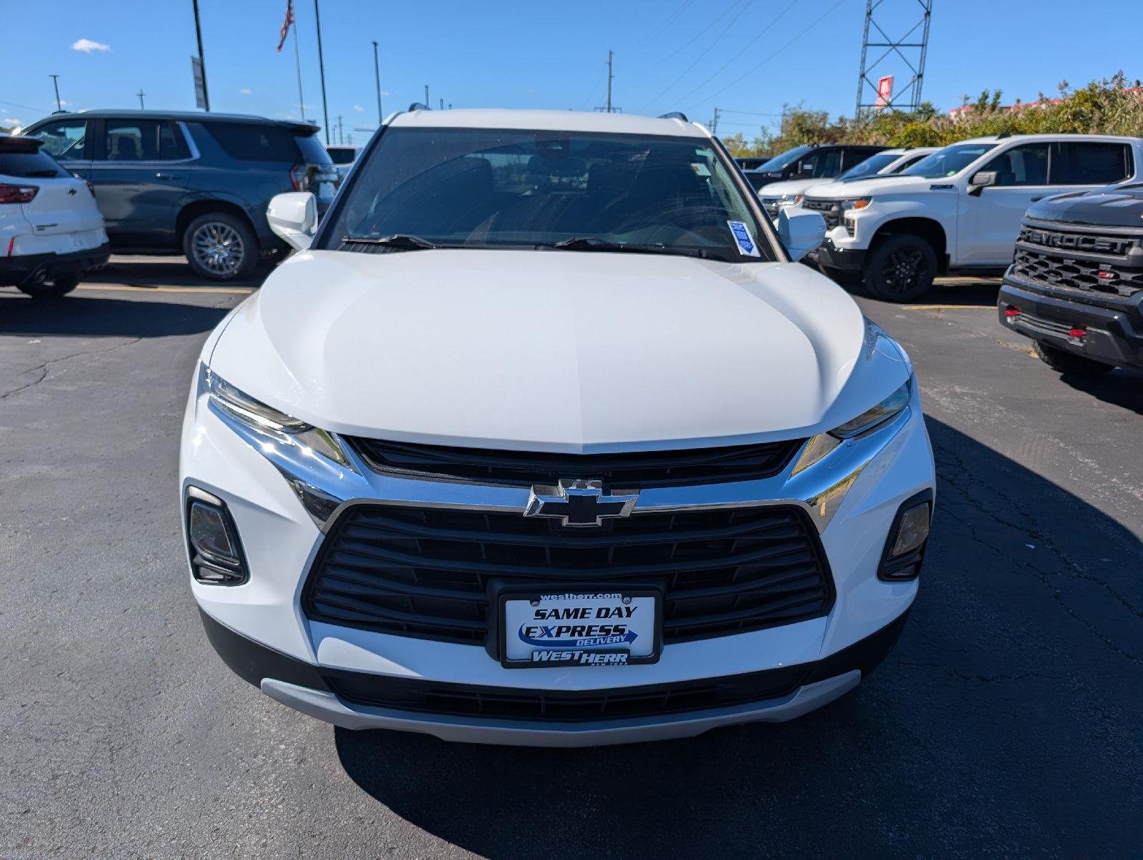 Used 2021 Summit White Chevrolet LT image 2