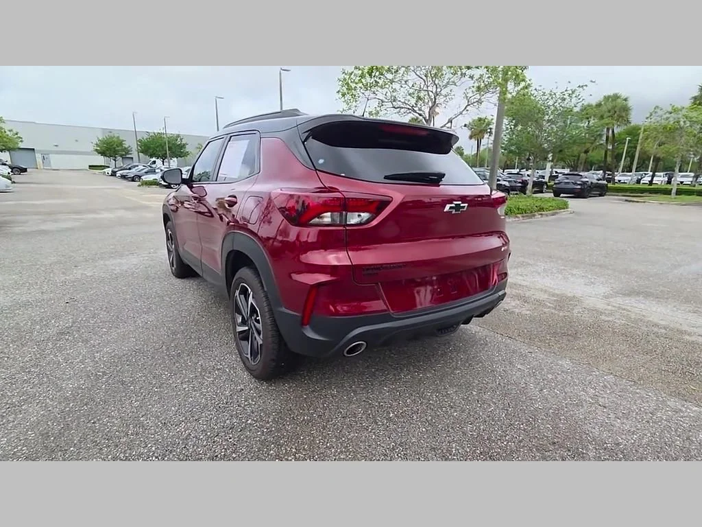 Used 2023 Crimson Metallic Chevrolet RS image 41