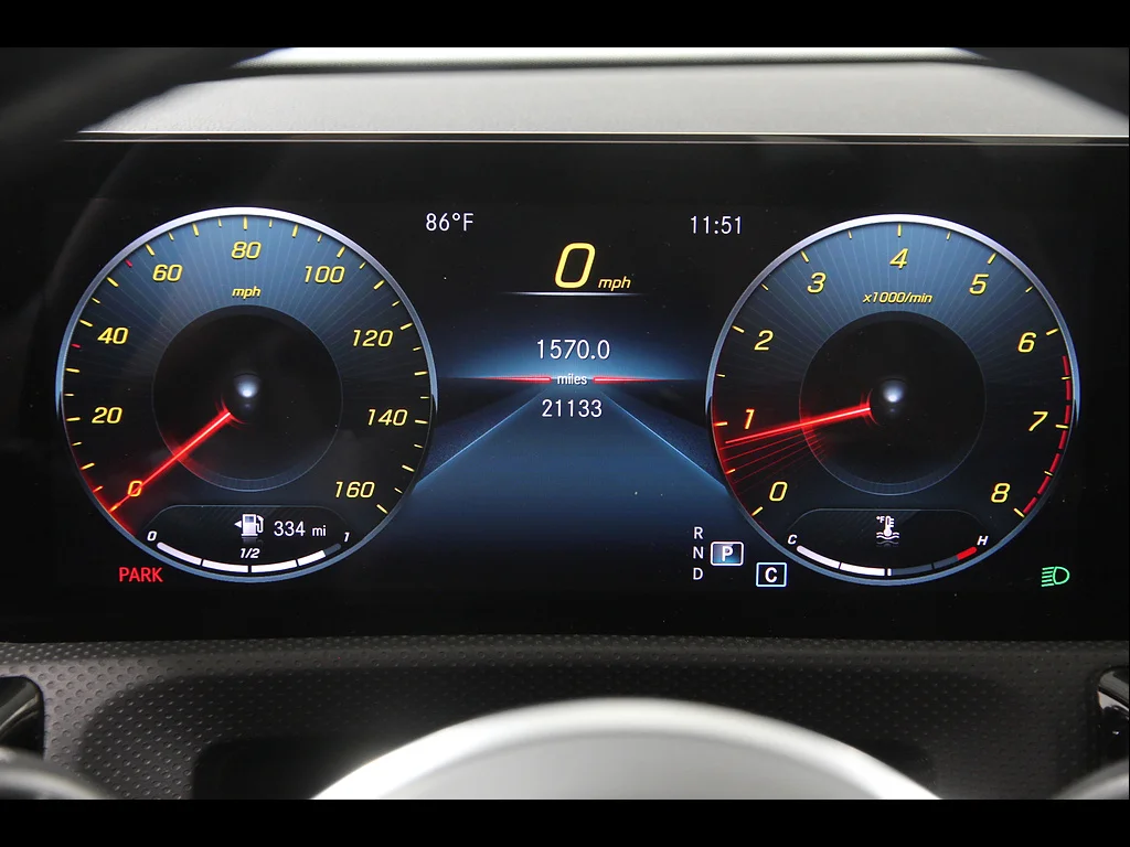 Used 2023 Iridium Silver Metallic Mercedes-Benz CLA 250 4MATIC® image 8