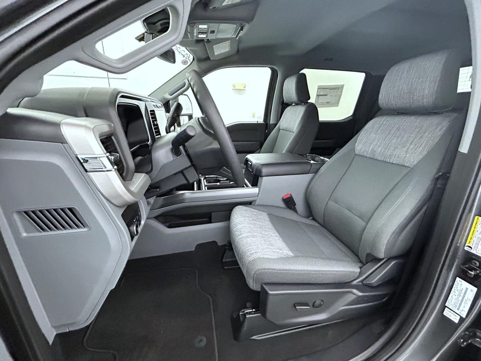 2026 Ford F-250 Super Duty XLT - Photo 10