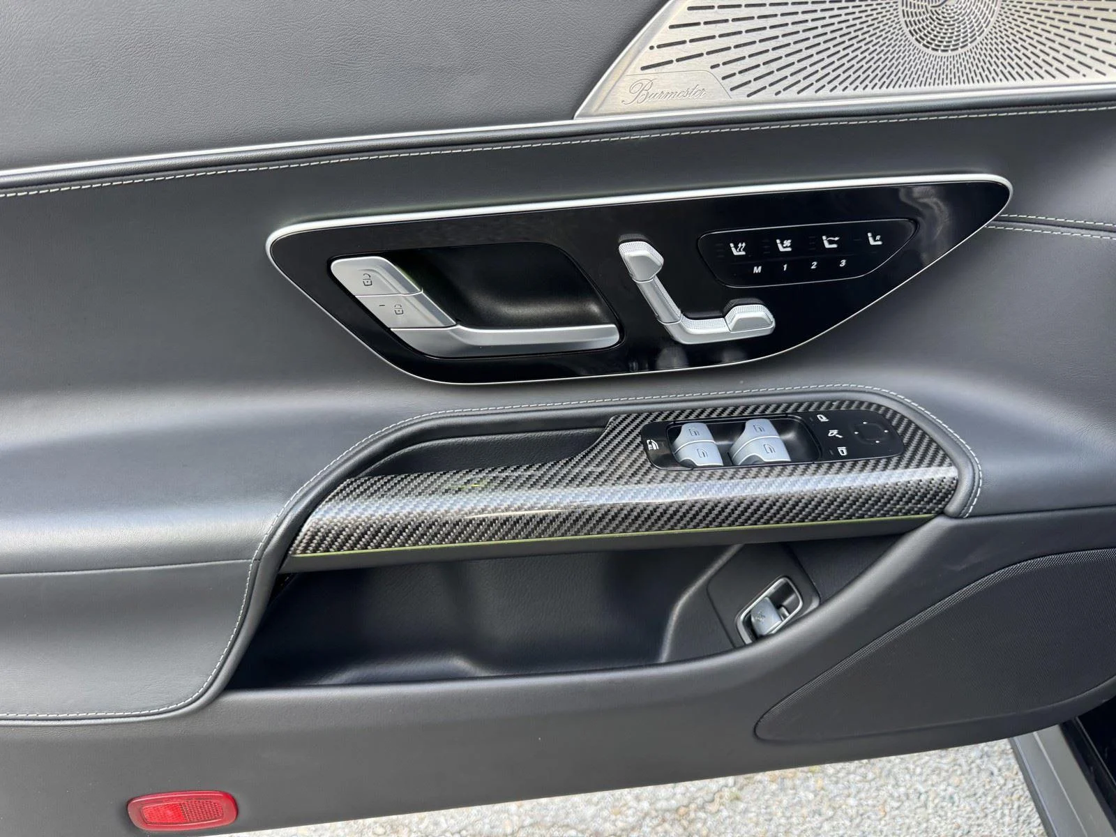 Used 2022  Mercedes-Benz AMG® SL 63 image 22