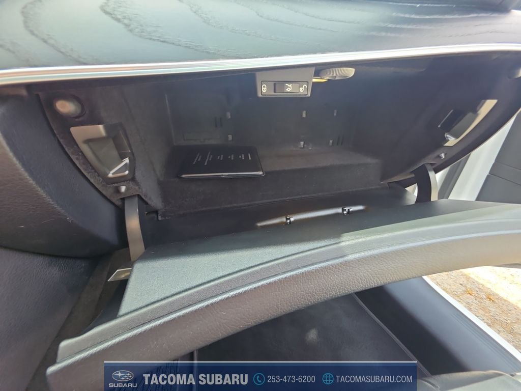 Used 2018 Black Mercedes-Benz E 400 image 22