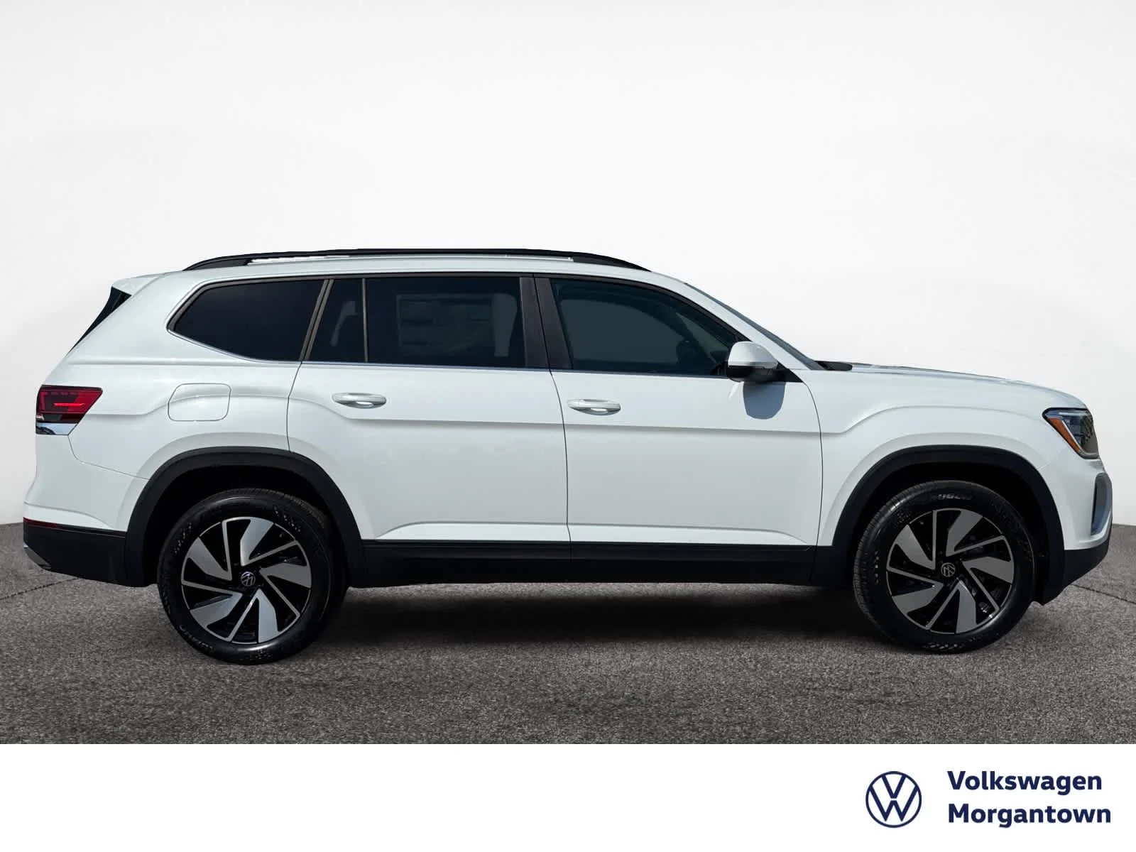 New 2026 Opal White Pearl Volkswagen 2.0T SE w/Technology image 4