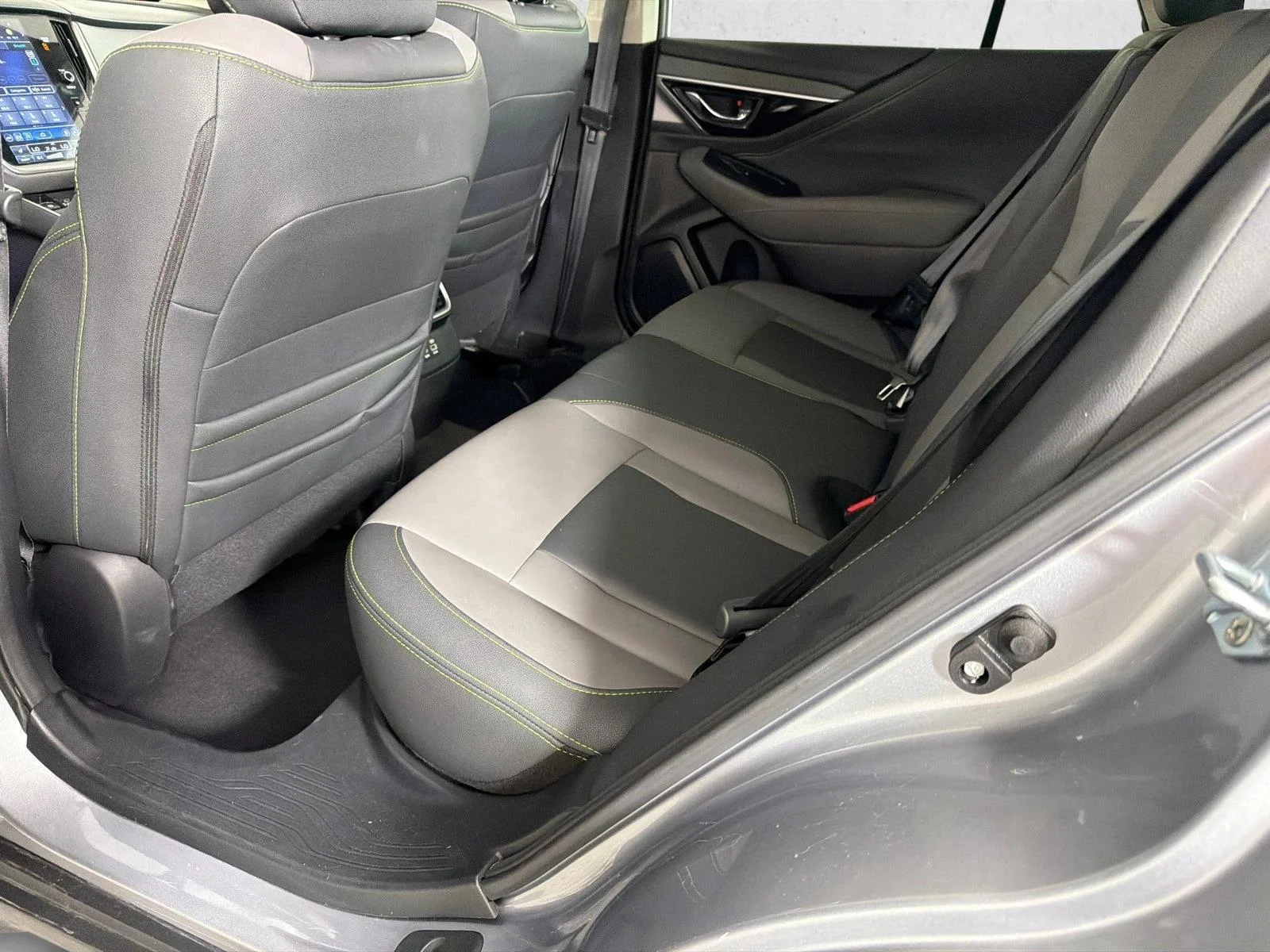 Used 2025 Black Subaru Onyx Edition image 22