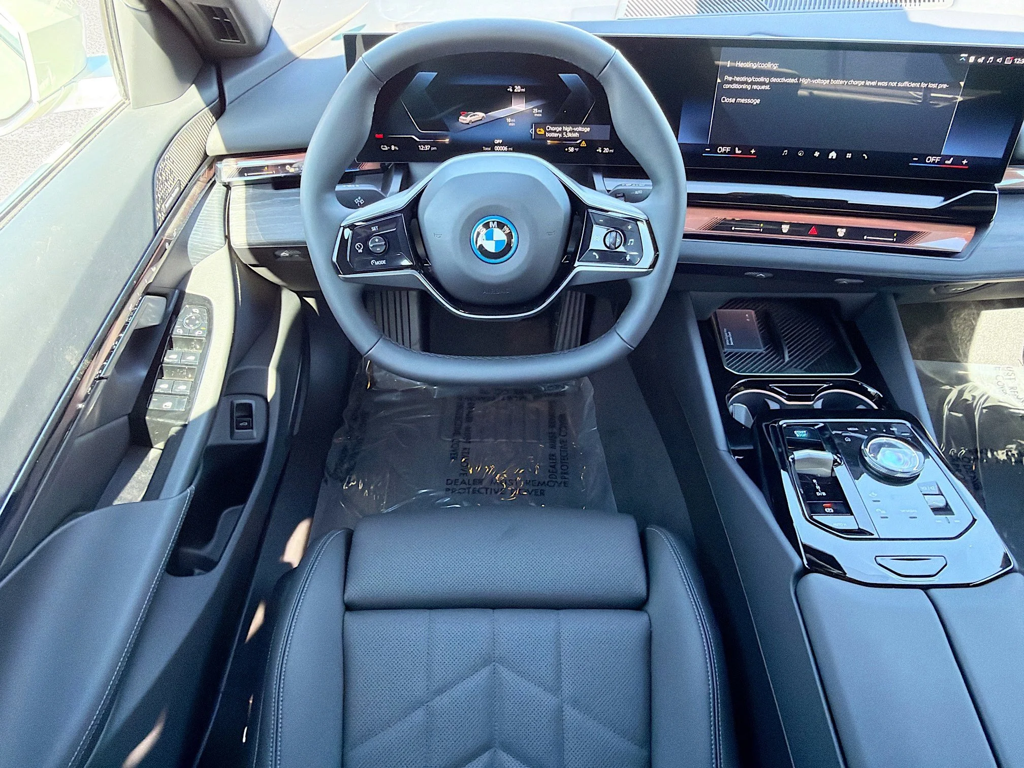 New 2026 Alpine White BMW eDrive40 image 17