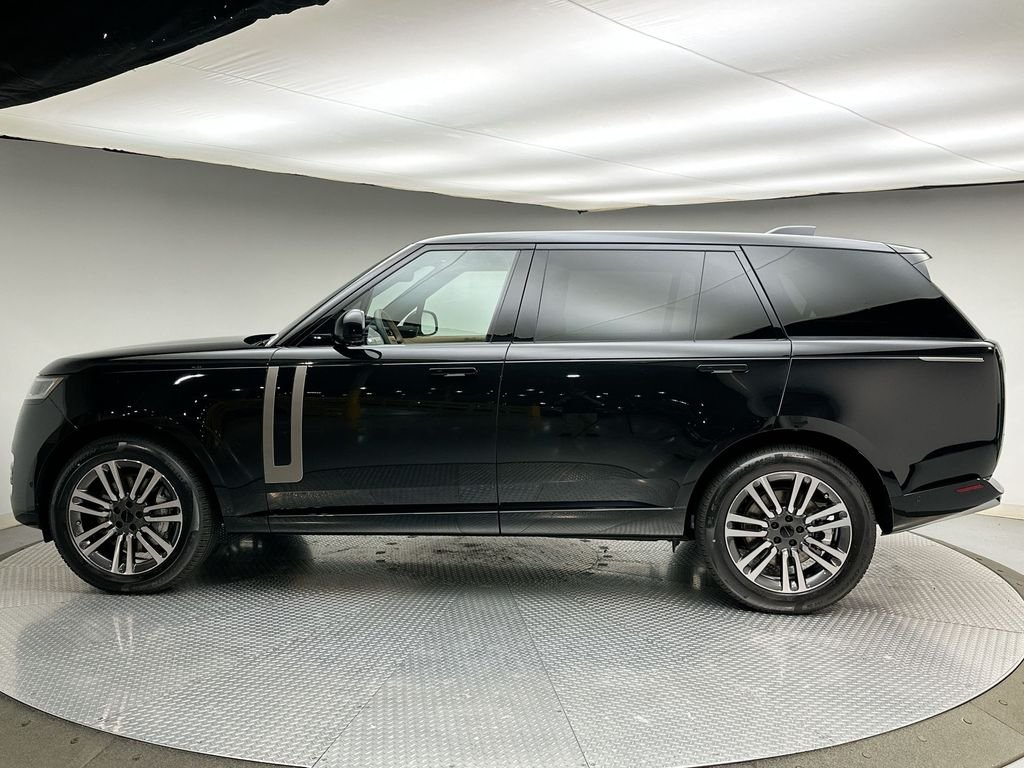 New 2026 Santorini Black Land Rover SE image 10