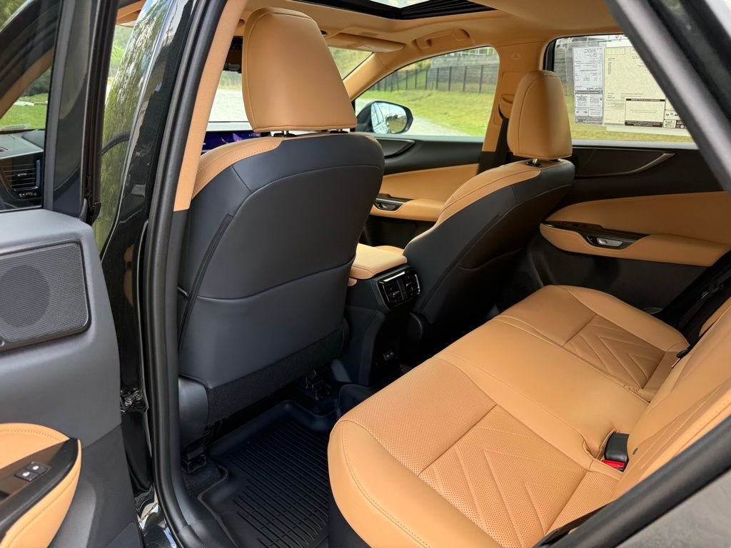 2026 Lexus NX 450h+ Luxury - Photo 21