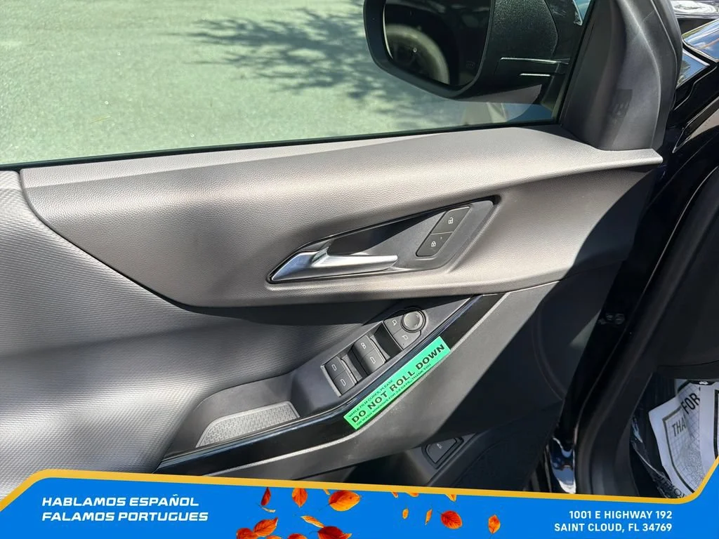 2027 Chevrolet Equinox LT - Photo 13