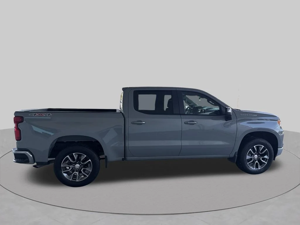 Used 2024 Gray Chevrolet LT image 11