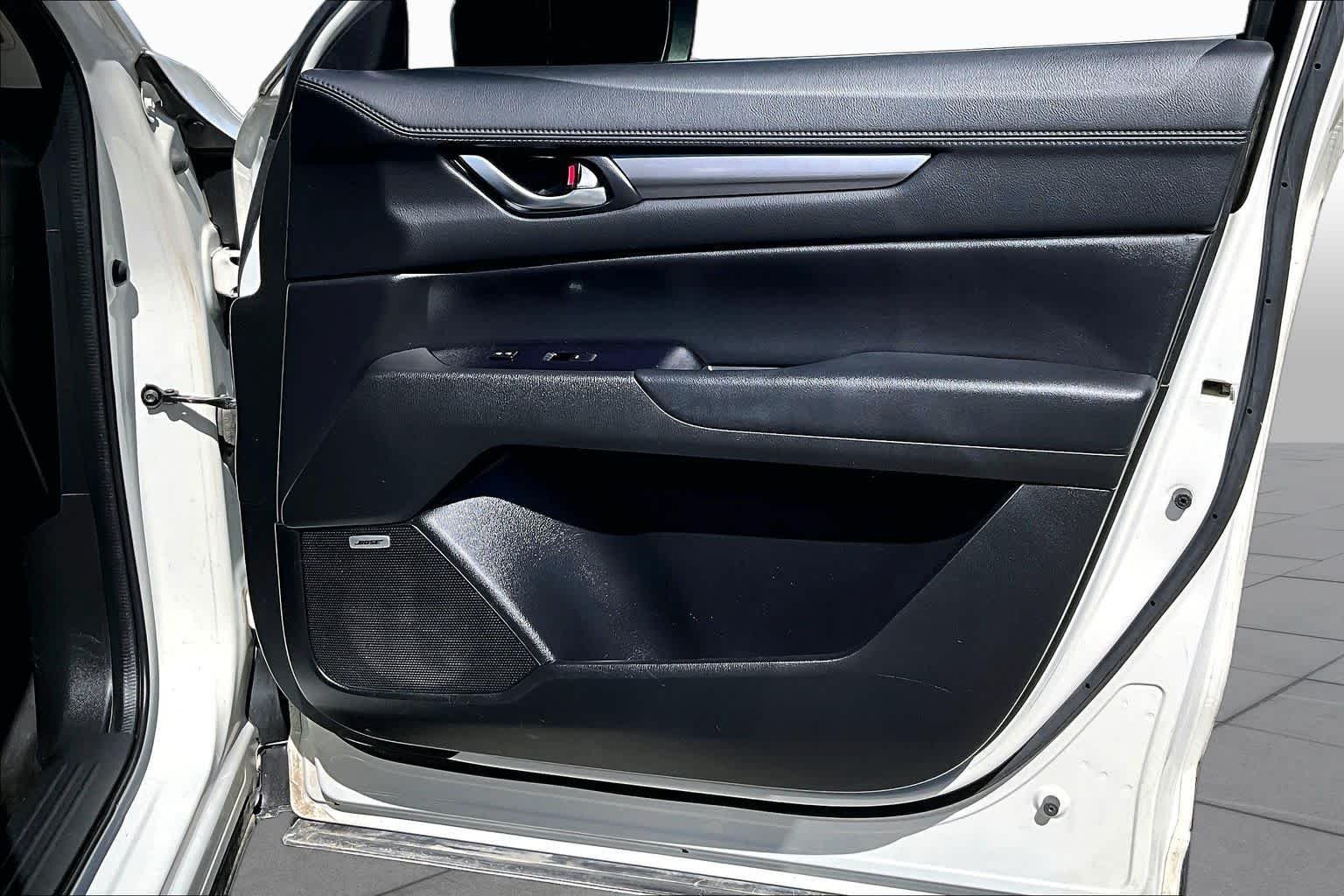 Used 2019 Snowflake White Pearl Mica Mazda Touring image 23