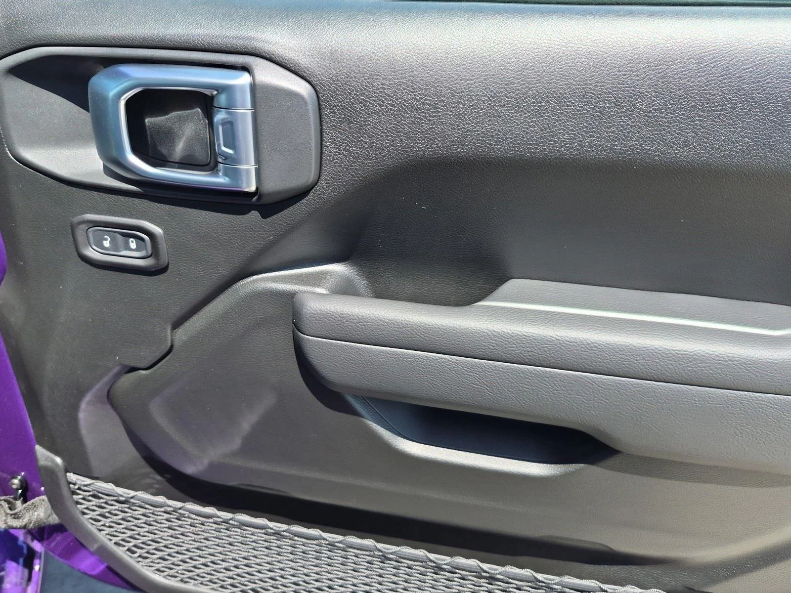 New 2026 Reign Jeep Sport S image 10