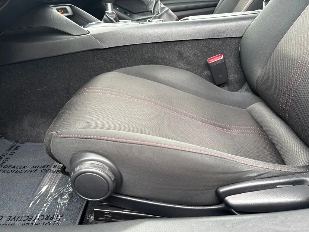 Used 2016 Black Mazda Club image 16