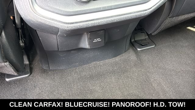 Used 2025 Agate Black Metallic Ford Platinum image 9