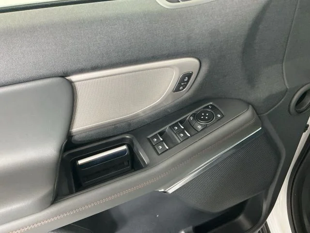 2025 Ford Expedition Active - Photo 14