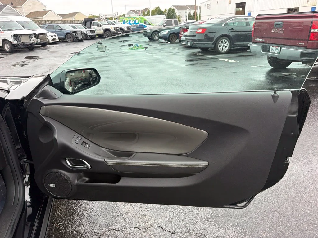 Used 2015 Black Chevrolet 2LT image 38