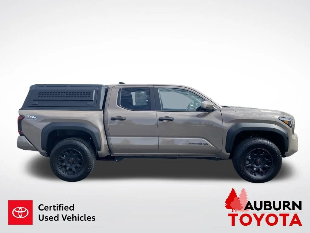 Certified Used 2026  Toyota TRD Off-Road image 9