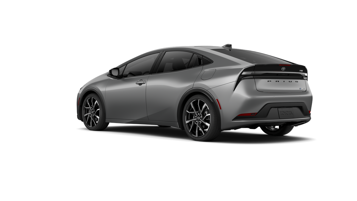New 2027 Guardian Gray Toyota XSE Premium image 6