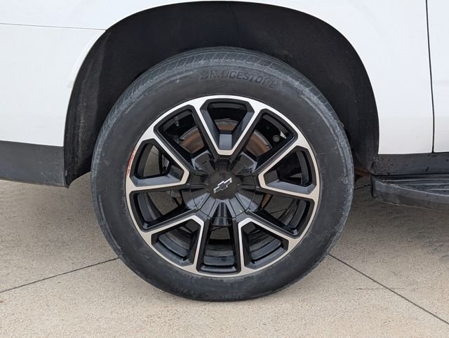 Used 2024 Summit White Chevrolet RST image 3