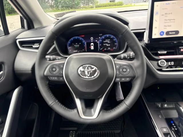 New 2026 Sonic Silver Toyota XLE image 20