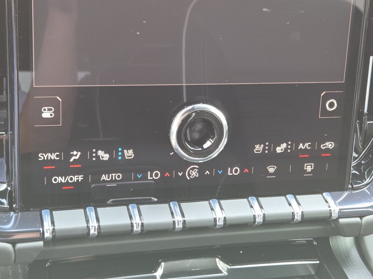 2026 GMC Yukon XL AT4 Ultimate - Photo 38