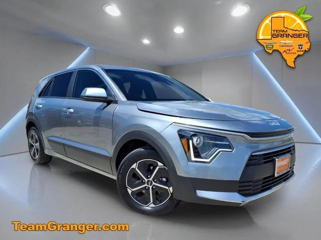 Pre-Owned 2026 Kia Niro LX FWD 4D Sport Utility