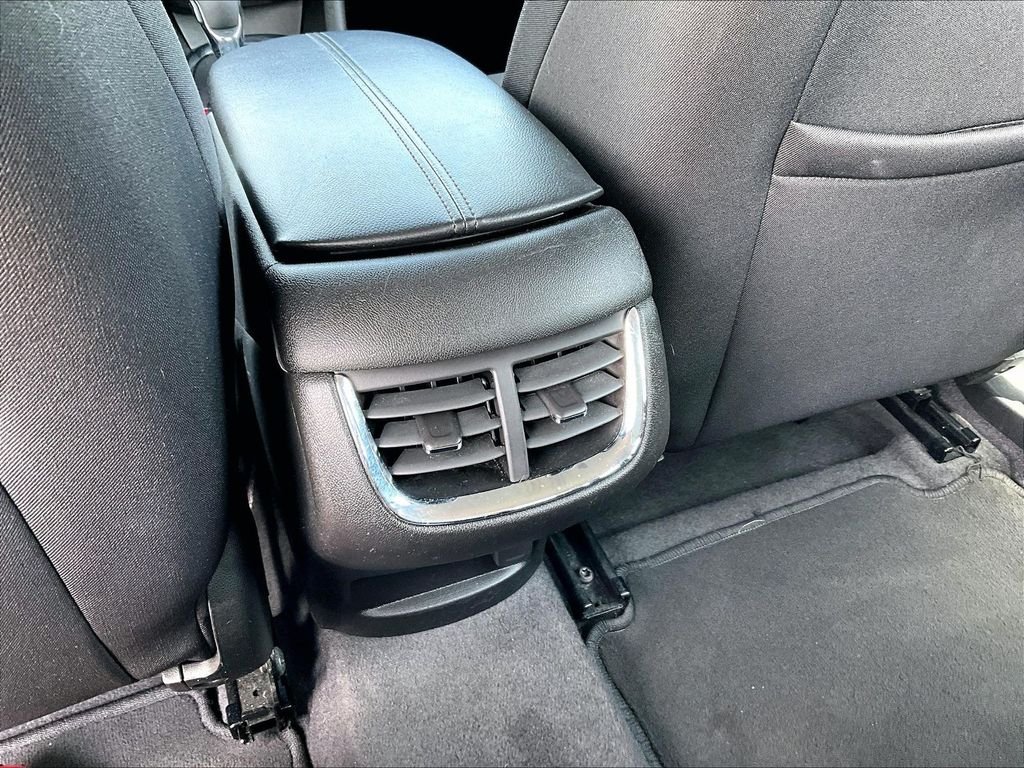 Used 2023 Gray Chevrolet LT image 27