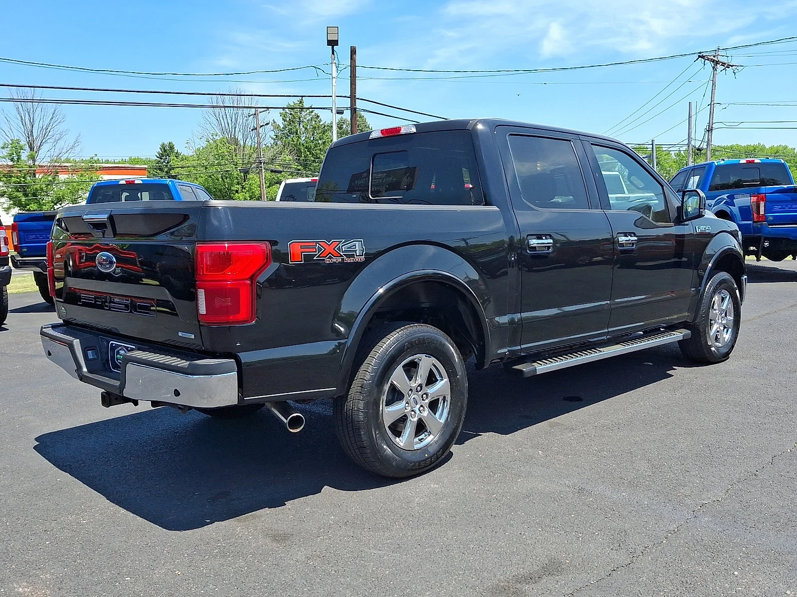 Used 2018 Shadow Black   G1 Ford LARIAT image 11