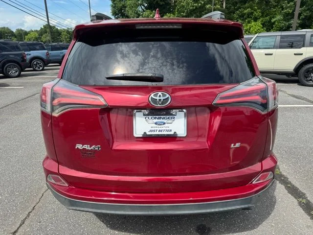 Used 2018 Red Toyota LE image 7