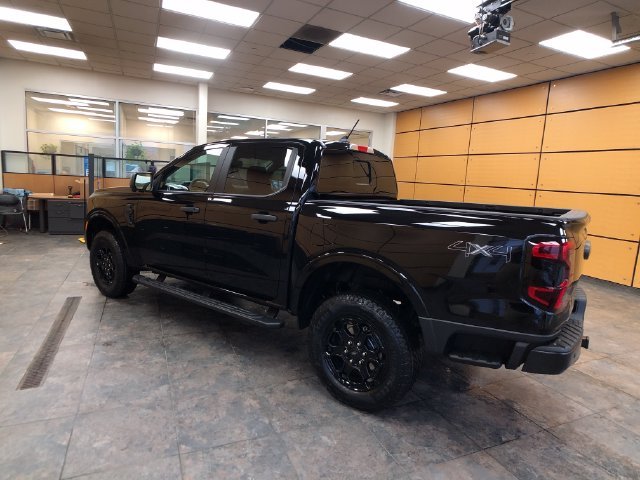 New 2026 Shadow Black Ford XLT image 5