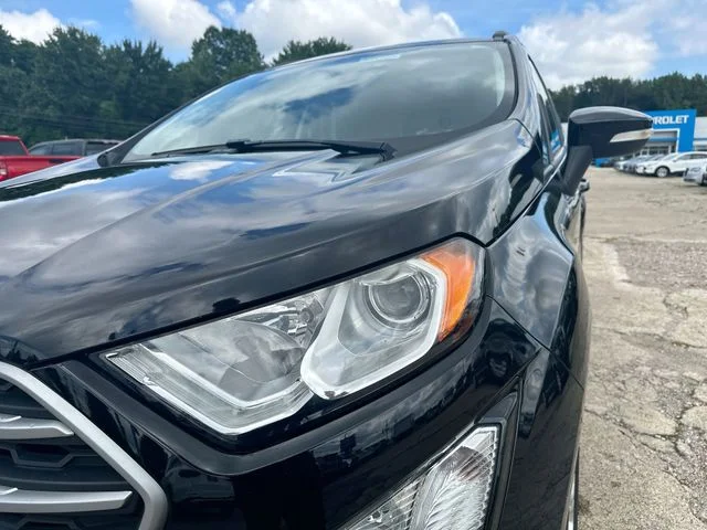Used 2019 Black Ford SE image 48