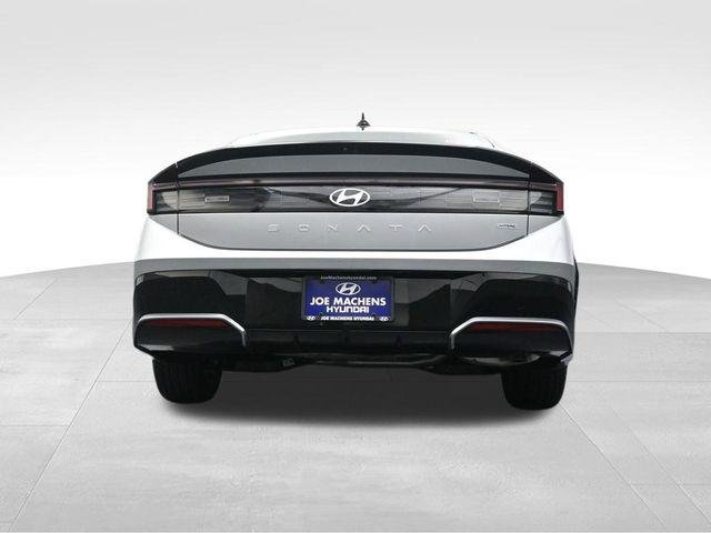 New 2026 Silver Hyundai SEL Sport image 35