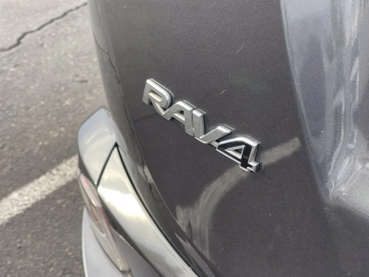Used 2018 Magnetic Gray Metallic Toyota Limited image 9