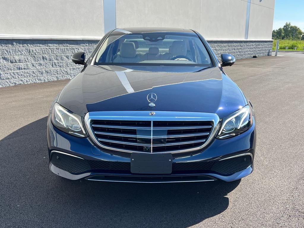 Used 2019  Mercedes-Benz E 300 image 3