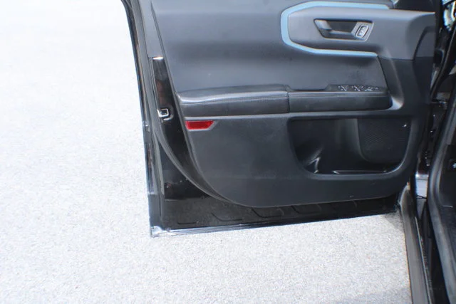 Used 2021  Ford Badlands image 6