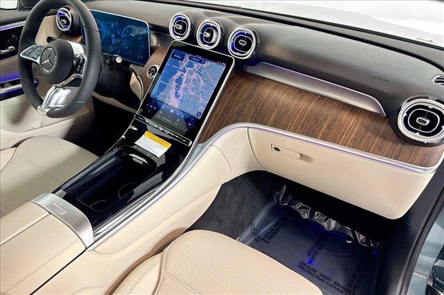 New 2026 Verde Silver Metallic Mercedes-Benz GLC 300 image 57