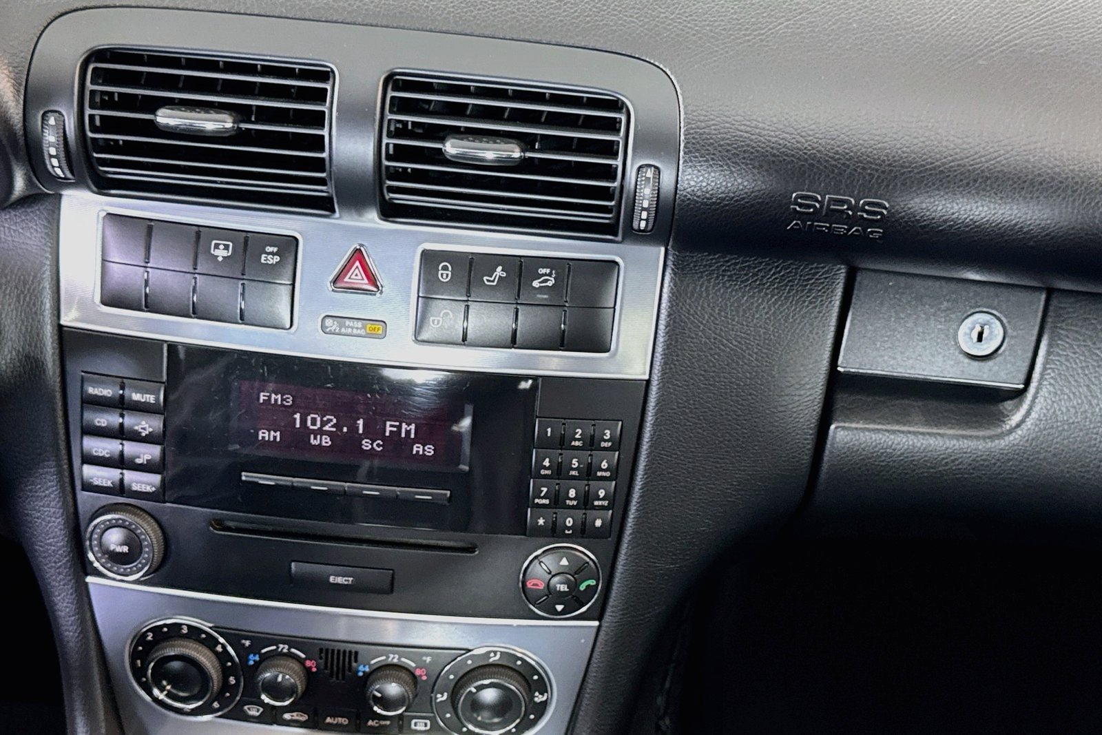 Used 2005 Gold Mercedes-Benz 1.8L image 13