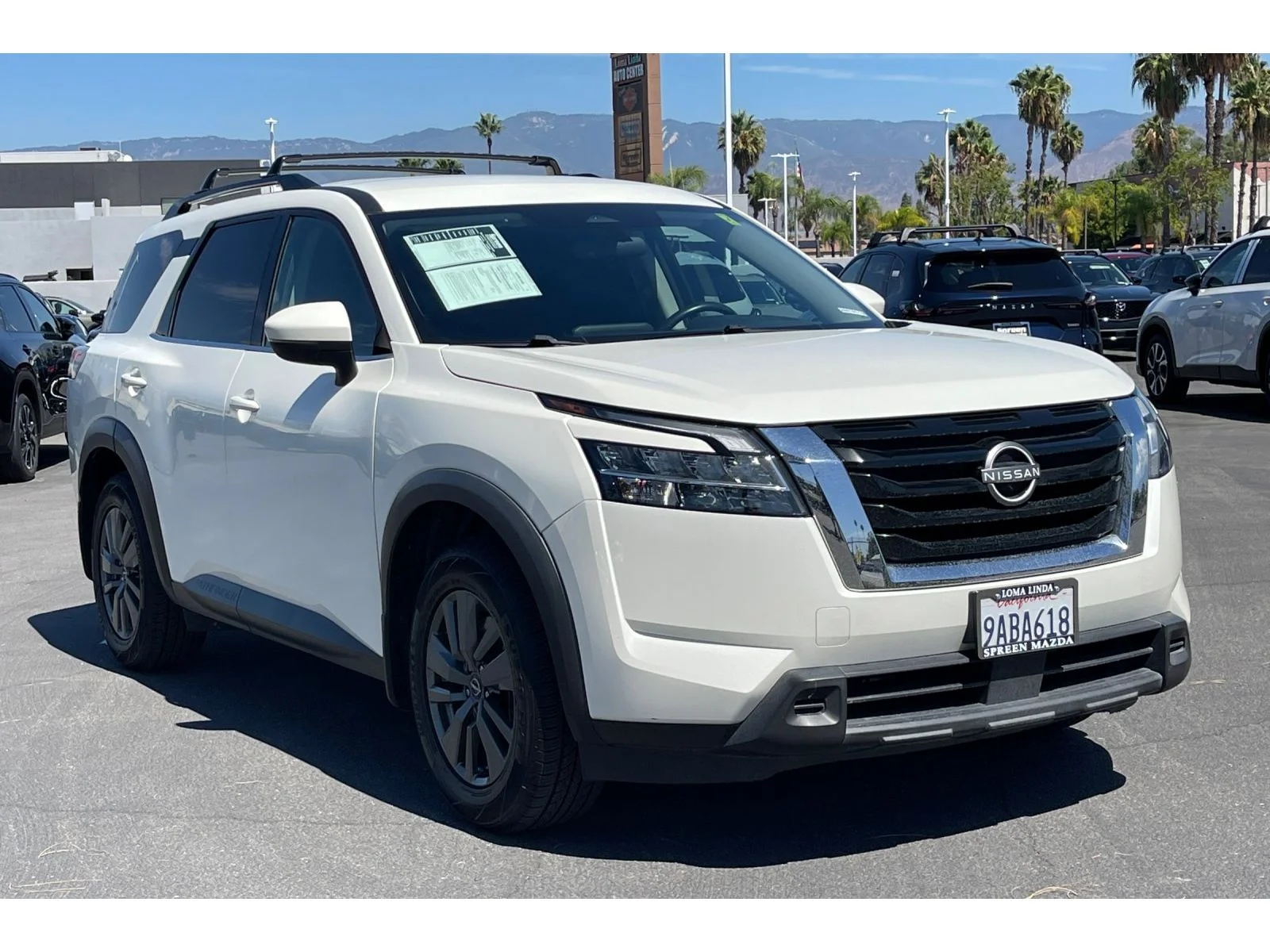 Used 2022 Pearl White Tricoat Nissan SV image 9