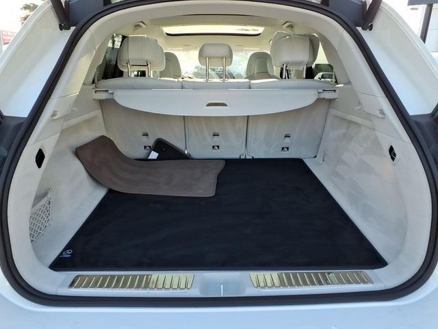 Certified Used 2023 White Mercedes-Benz 580 image 23
