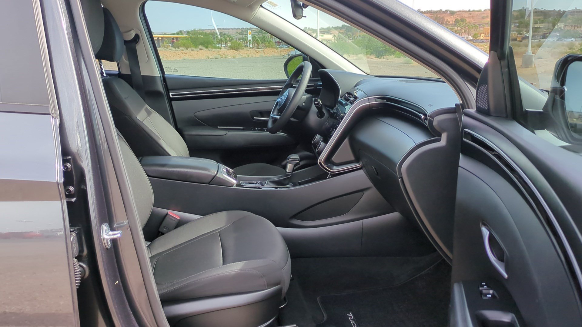 Used 2023 Portofino Gray Hyundai SEL image 30
