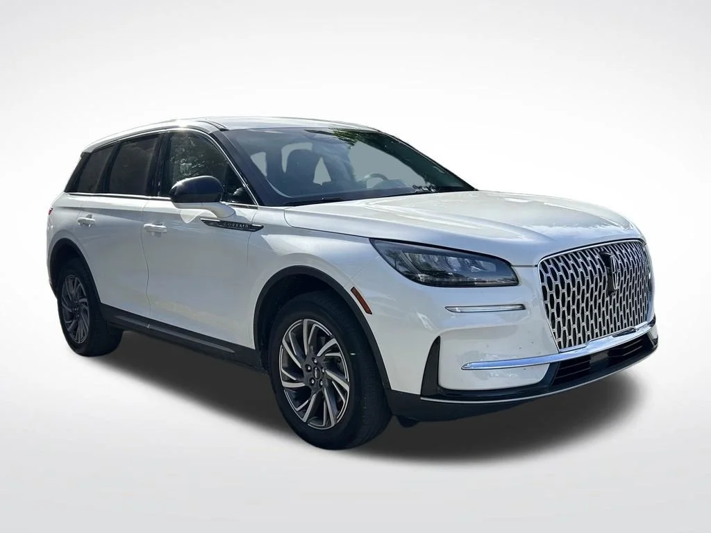 Used 2023 White Lincoln Standard image 3