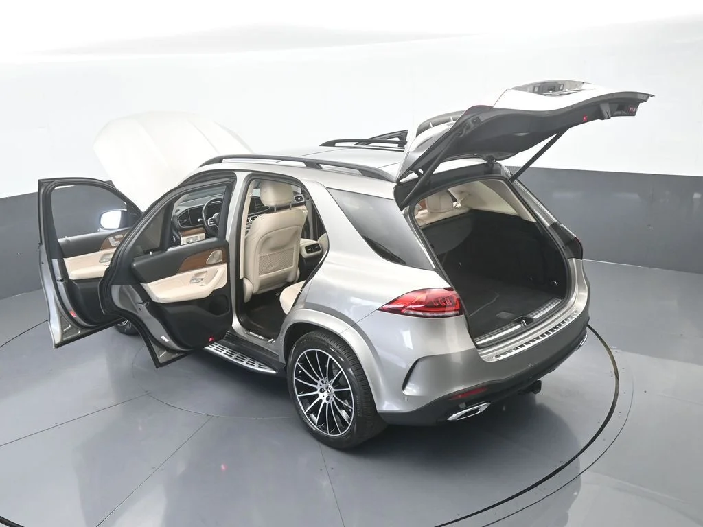 Used 2022 Gold Mercedes-Benz GLE 350 image 69