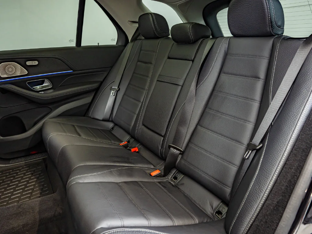 Used 2025 Obsidian Black Mercedes-Benz GLE 580 image 38