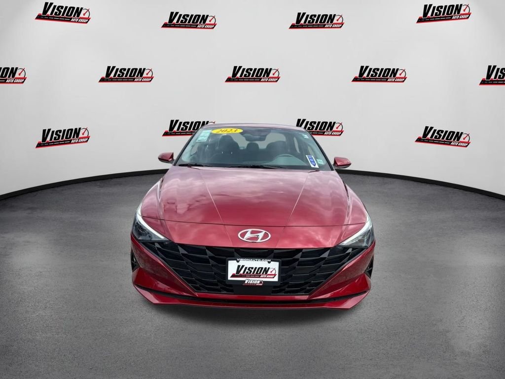 Used 2023 Red Hyundai SEL image 2