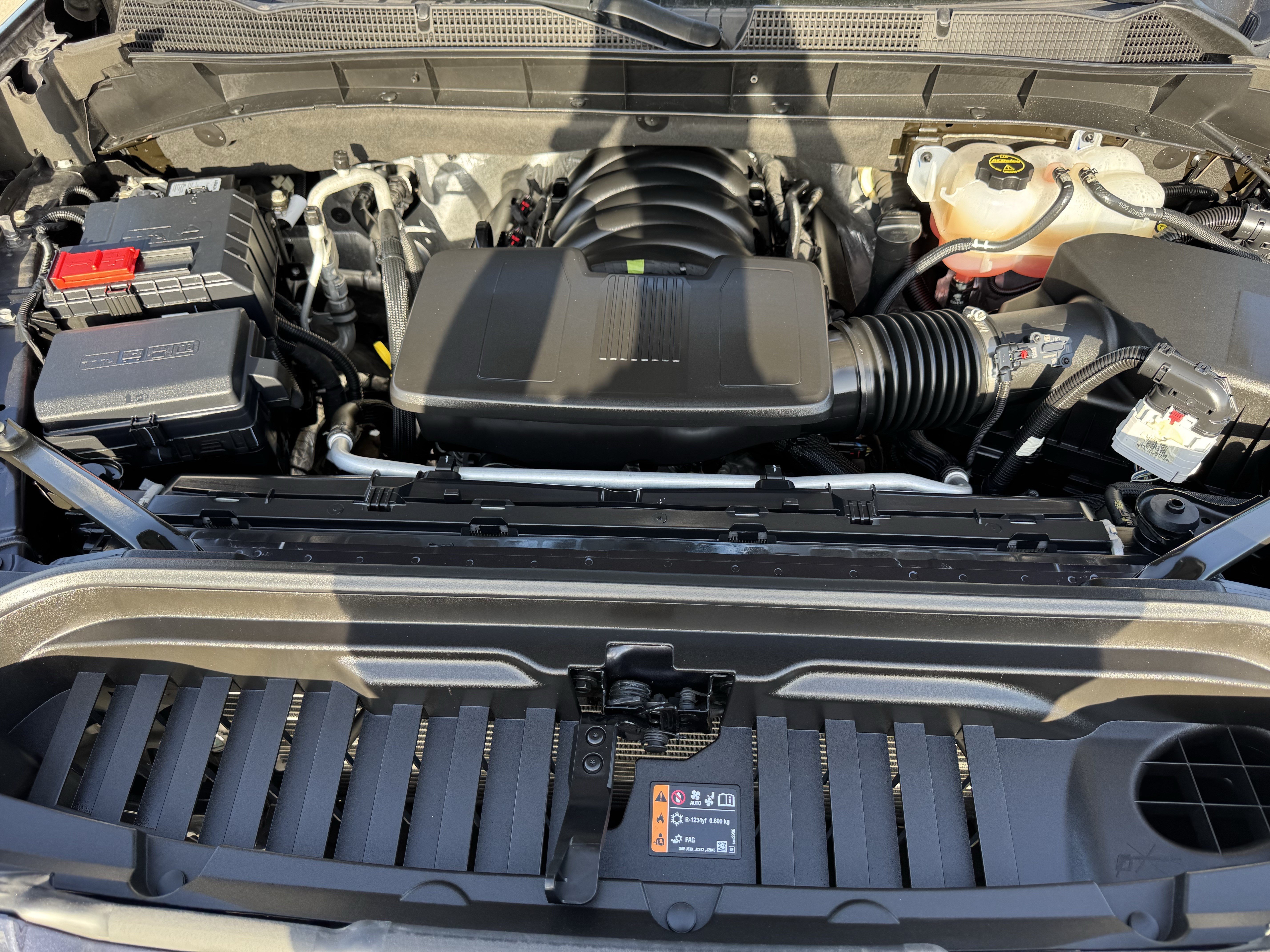 Used 2025 Titanium Rush Metallic GMC Elevation image 26
