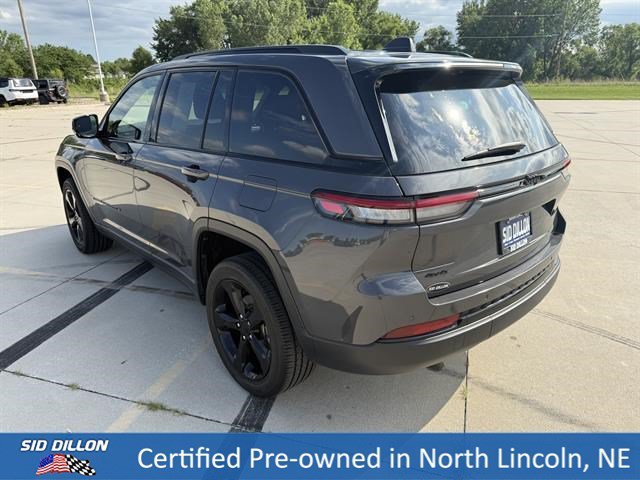 Used 2022 Baltic Gray Metallic Clearcoat Jeep Altitude image 7