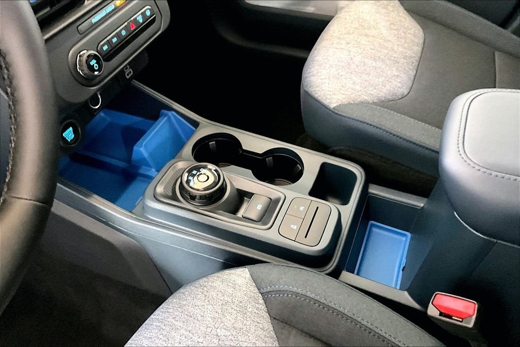2025 Ford Maverick XLT - Photo 8
