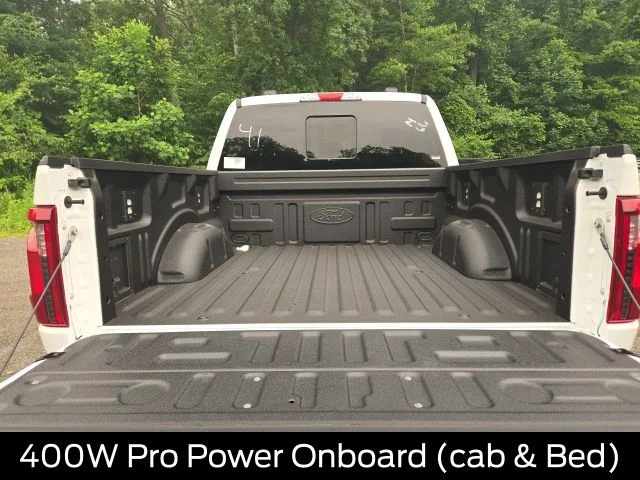 New 2026 Oxford White Ford XLT image 11