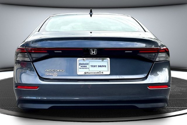 Used 2024  Honda EX image 6